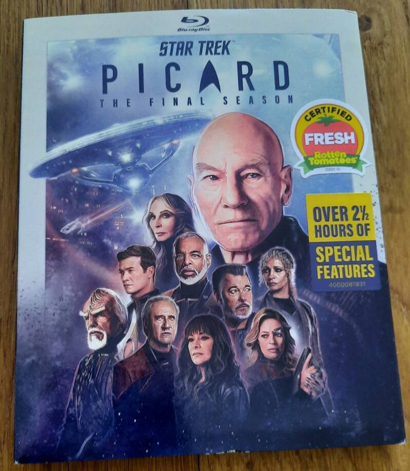 Star Trek, Babylon 5, Star Wars, Stargate, X-Files, The Expanse, Dark Matter, Farscape