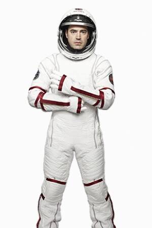 Defying gravity, sci-fi, space ships, time-travel