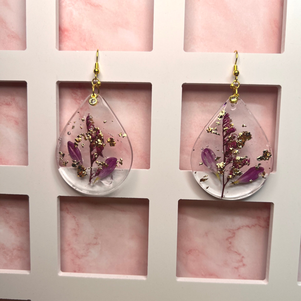 Boucles d'oreilles fleur séchée Résine