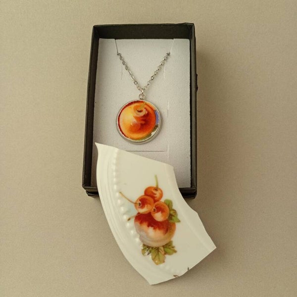 pendentif cerise