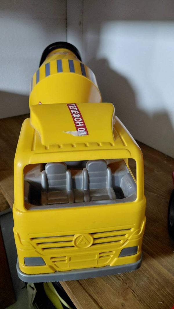 Camion giocattolo