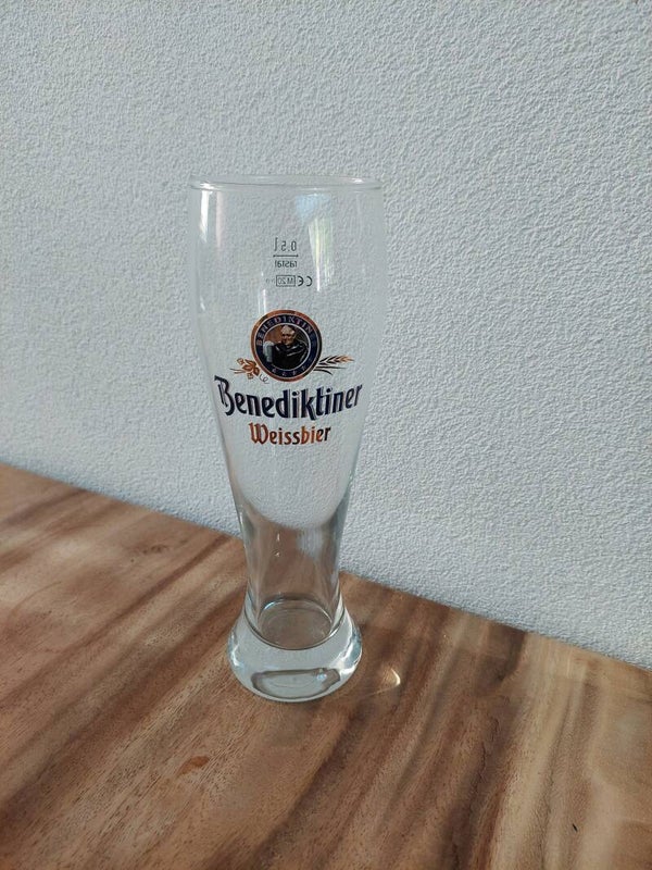 Bier glas: Benedikter Weissbier