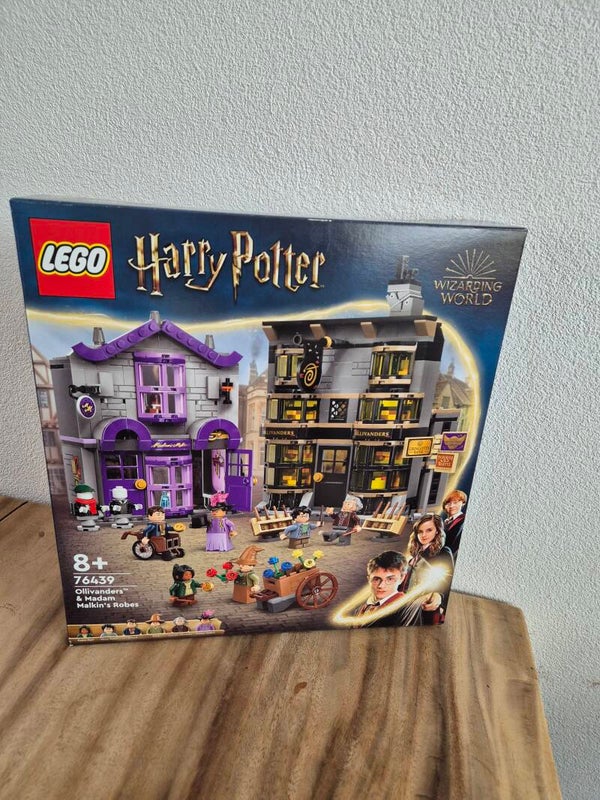 Lego Harry Potter 76439 Olivanders & Malkin's gewaden
