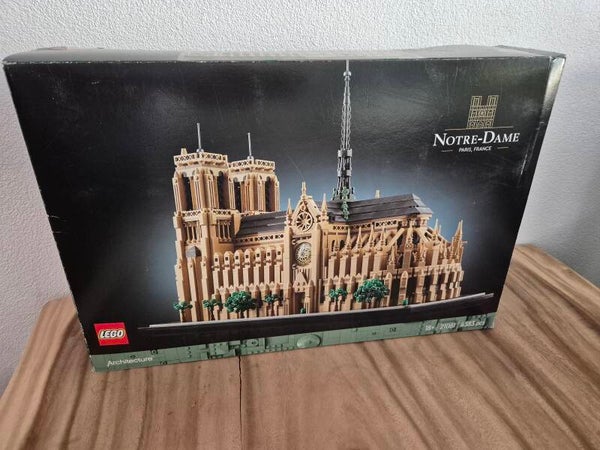 Lego 21061 Architecture Notre-Dame van Parijs