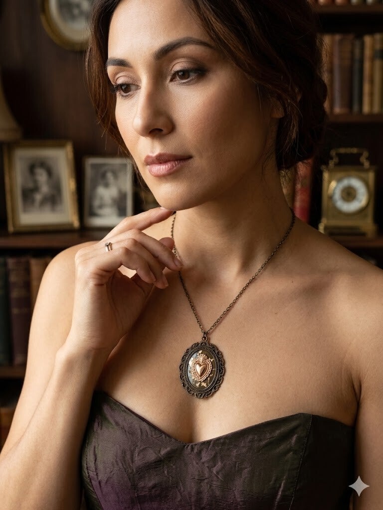 Collier "Murmures d'un Cœur Sacré"