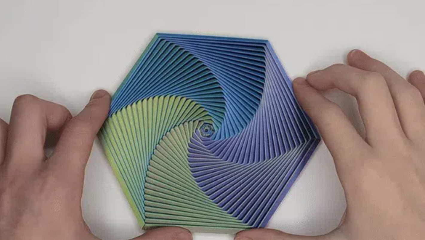 Geometrisches Spiral-Dekoelement – 3D-gedrucktes Designobjekt