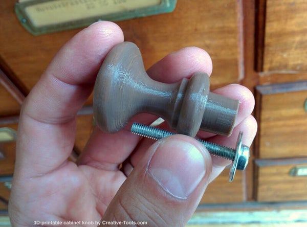 Möbelknopf mit Einstecksockel – Ø 34 mm