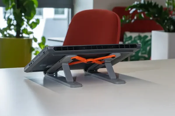 Klappbarer & verstellbarer Laptop-Ständer