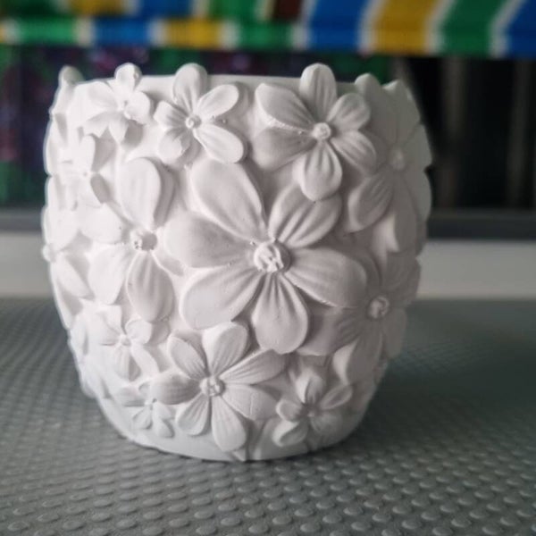 Klein potje bloem wit