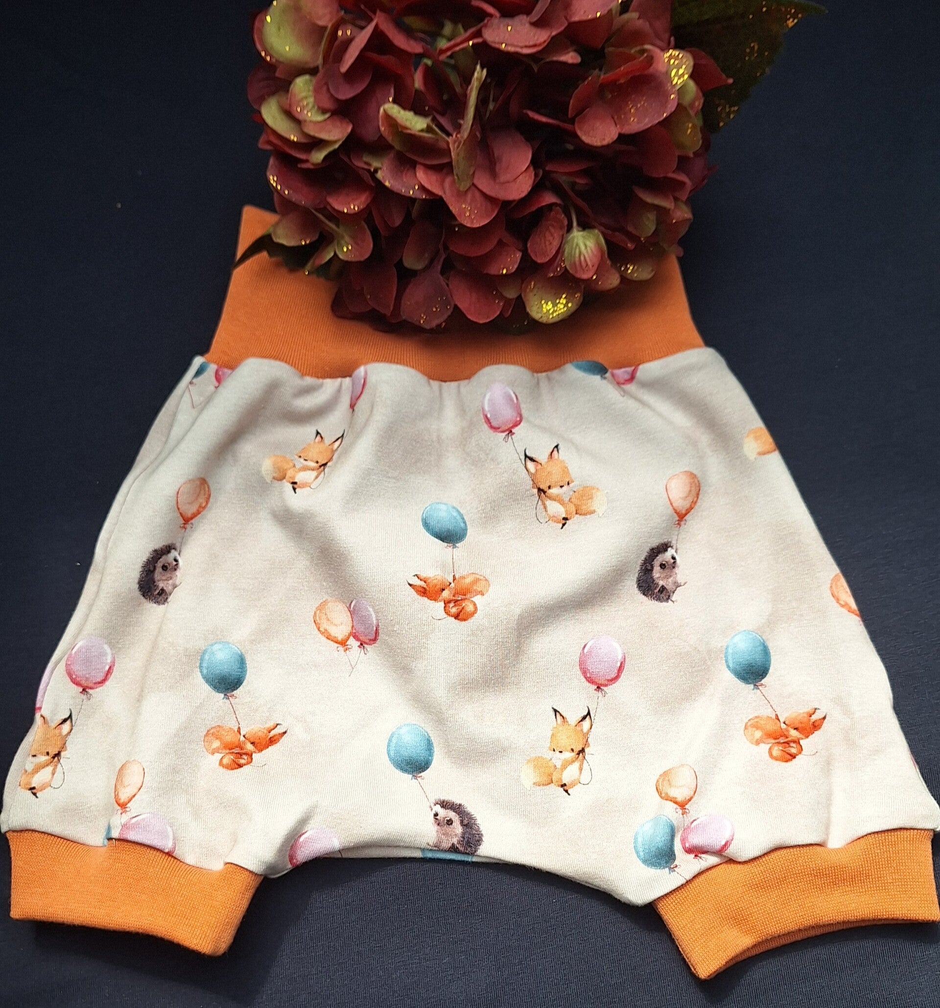 Pumphose kurz "Luftballon" 74/80