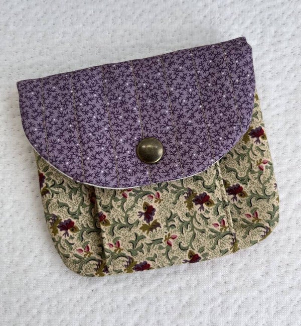 EarPods and charger pouch