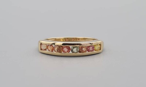 Vintage ring met edelsteen saffier en topaas.  2022/322.