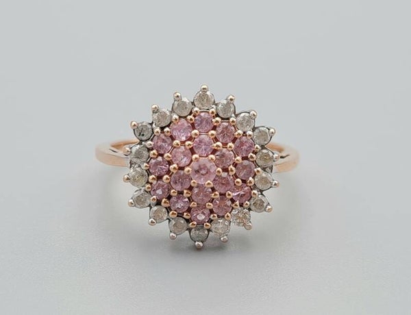 Vintage ring met roze saffier en diamant. Maat: 17.75. 2022/650