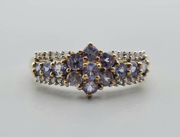 Vintage ring met tanzaniet en diamant. Maat: 18.7. 2022/907