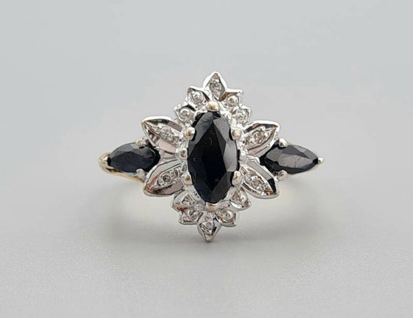 Vintage ring met saffier en diamant.  2023/380
