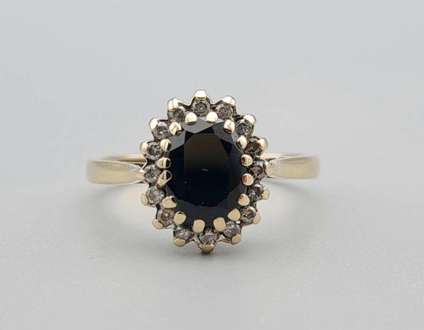 Vintage ring met saffier en diamant.  2023/402