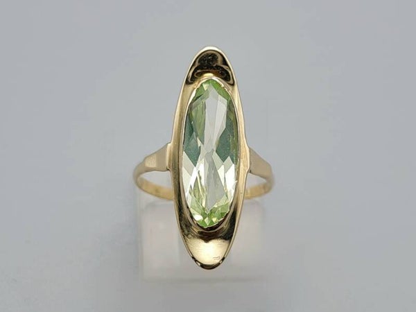 Vintage ring met edelsteen groene amethist.  2023/456.