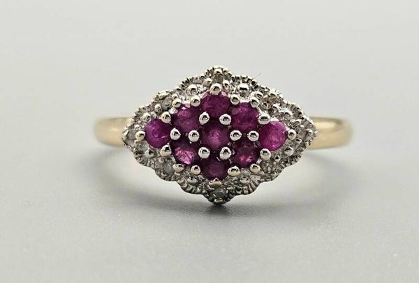 Vintage ring met edelsteen robijn en diamant. 2024/139.