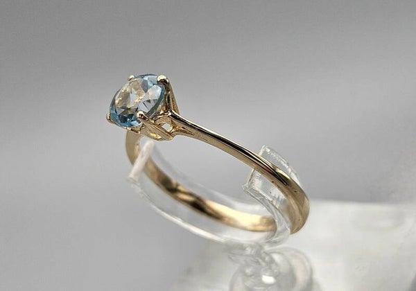 Vintage solitair ring met edelsteen aquamarijn. 2024/V71.