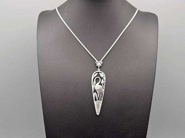 Zilveren Jugendstil ketting met kraanvogel hanger. 2024/Z155.