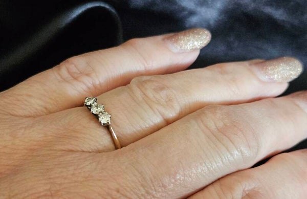 Vintage bi-color aanschuifring met diamanten Ca: 0.10 ct. 2025/52.