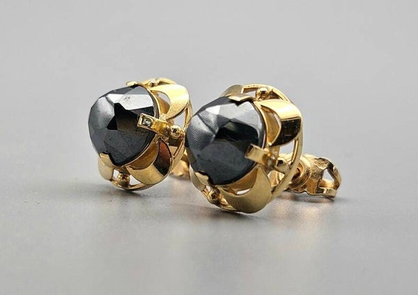Antieke gouden oorbellen met edelsteen hematiet. 2025/115.