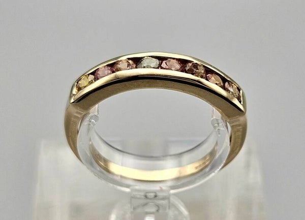 Vintage ring met edelsteen saffier en topaas. 2025/260