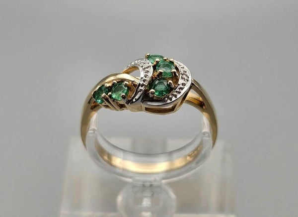 Vintage bi-color ring met edelsteen smaragd en diamant. 2025/259