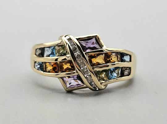Vintage ring met edelsteen amethist peridot, topaas citrien en diamant. 2025/316