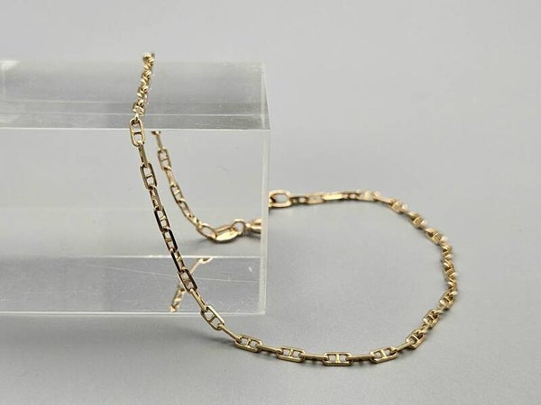 Gouden vintage fantasie schakel armband. 2025/420.
