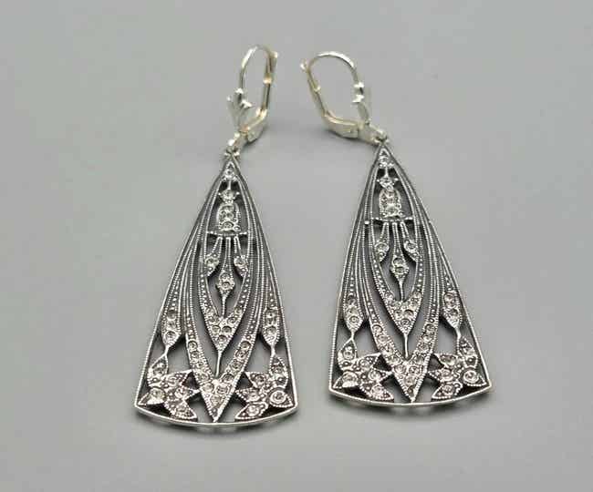 Zilveren Art Deco oorbellen met Swarovski Kristallen. 2025/538.