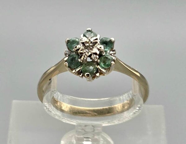 Vintage ring met edelsteen smaragd en diamant. 2025/654.