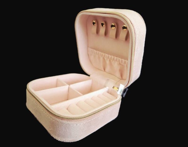 Mini sieraden reiskoffer. 2025/R7