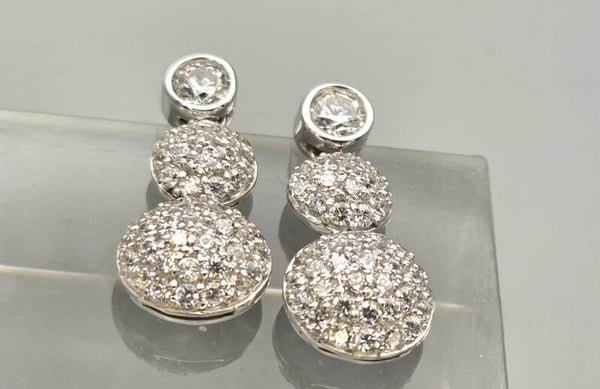 Zilveren oorbellen met Diamonfire Zirkonia. 2025/780.