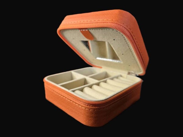 Mini reis sieraden koffer. 2025/R17.