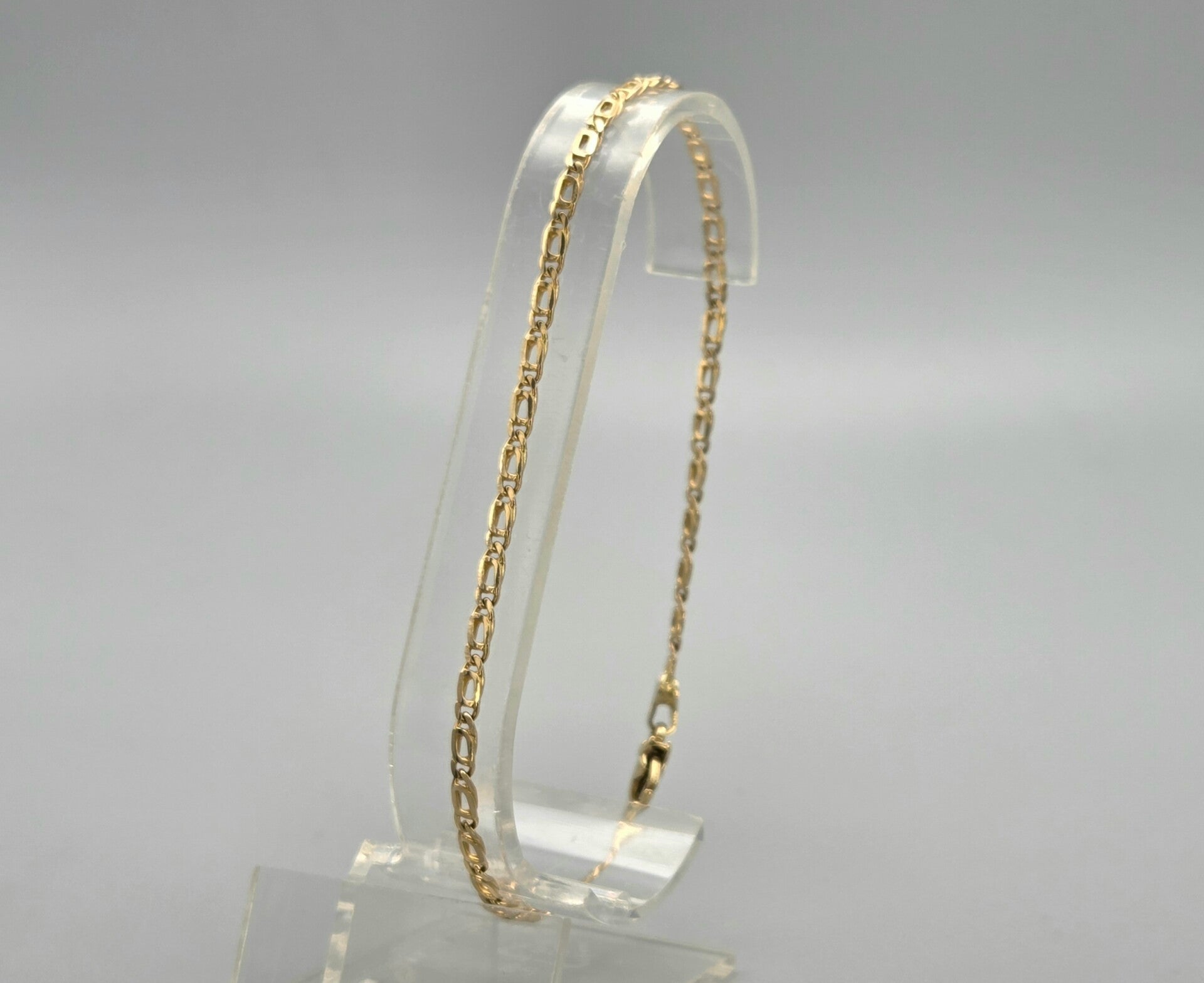 Gouden vintage fantasie schakel armband. 2025/816.