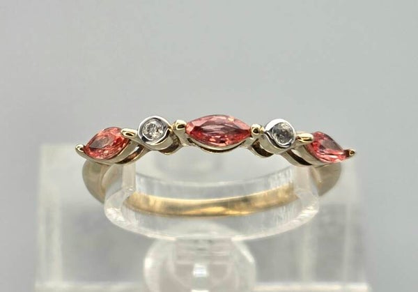 Vintage ring met edelsteen toermalijn en champagne toermalijn. 2025/842