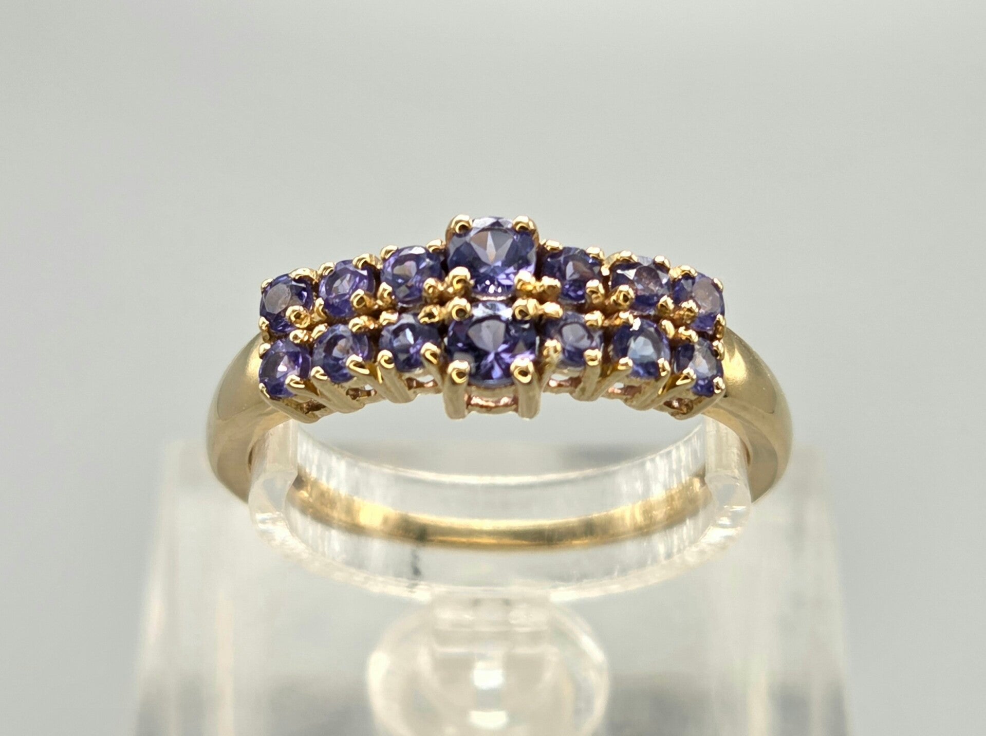 Vintage design ring met edelstenen tanzaniet. 2026/294.
