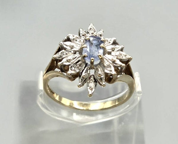 Vintage ring met edelsteen saffier en diamant. 2026/301.