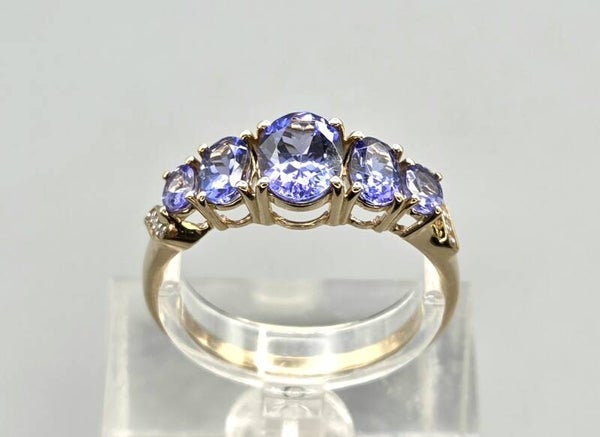 Vintage ring met edelsteen tanzaniet en diamant. 2026/307.