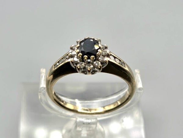 Vintage ring met edelsteen saffier en diamant. 2026/331.