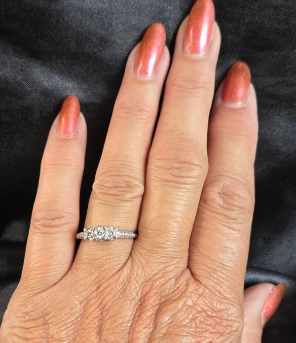 Vintage design ring met diamanten Ca: 0.60. ct. 2026/370