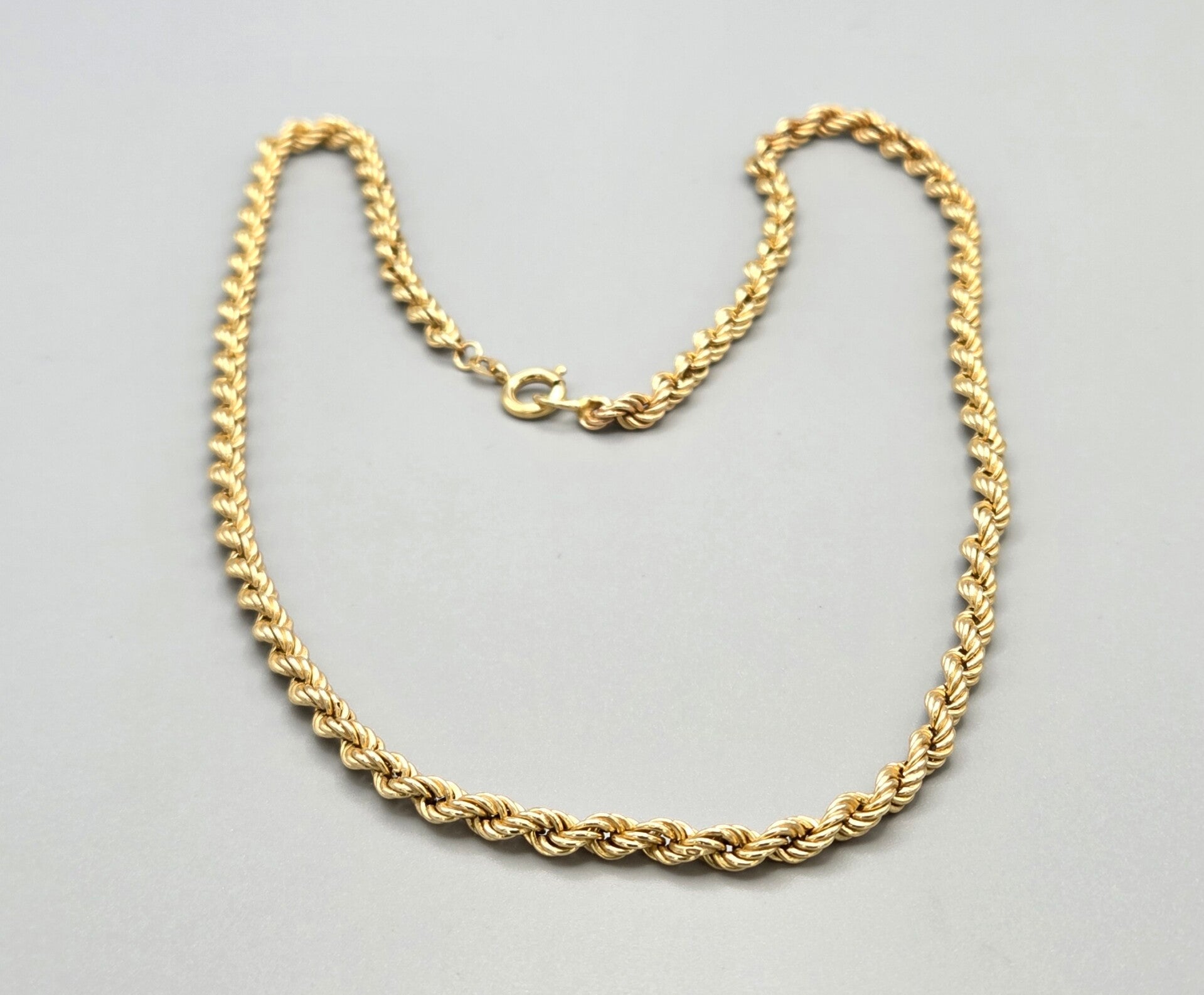 Gouden vintage rope/koord schakel ketting. 2026/369