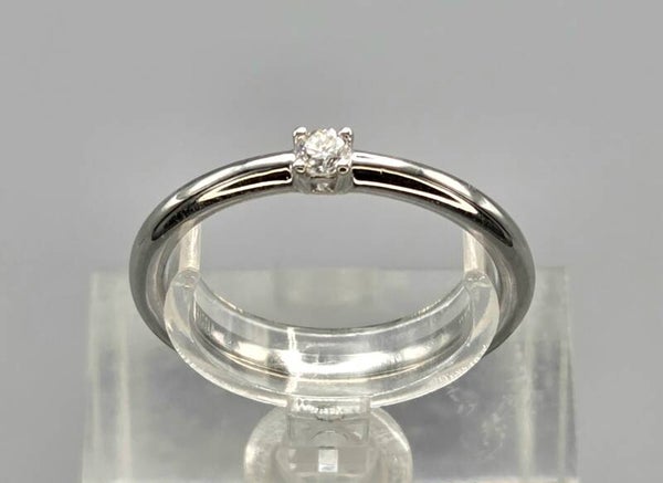 Zilveren solitair ring met labgrown diamant. Ca: 0.10 ct. 2026/392