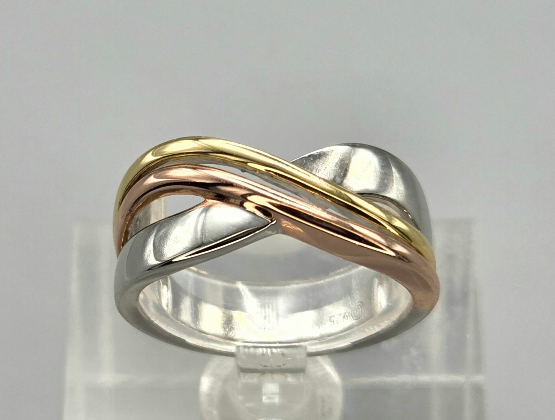 Gold Plated Silver tri-color design ring. 2026/375