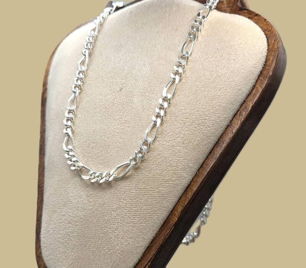 Zilveren figaro ketting met lobsterslot. 2026/426