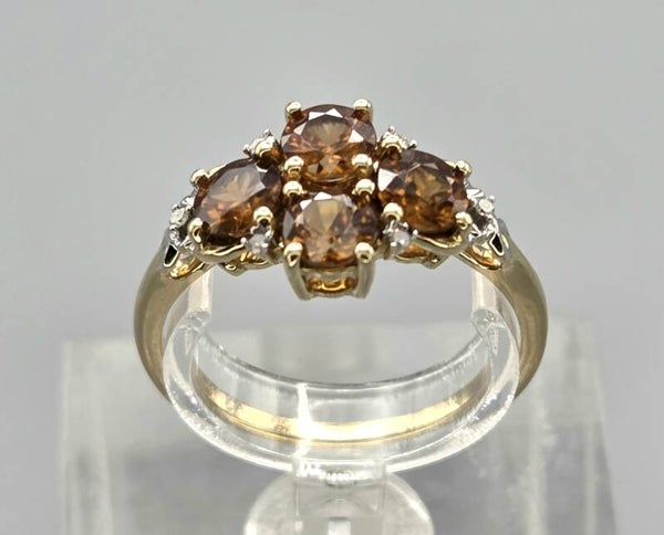Vintage ring met edelsteen oranje gele saffier en diamant. 2026/440