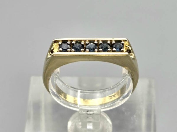 Vintage ring met edelstenen saffier. 2026/464