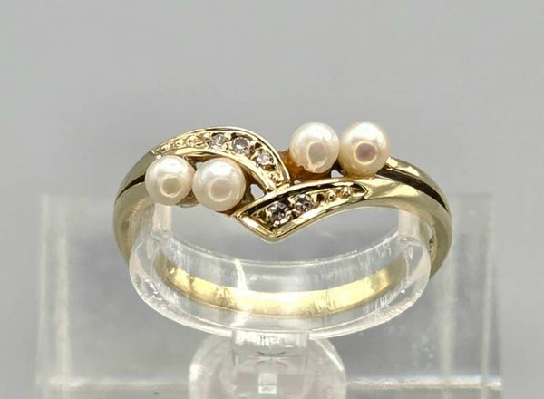 vintage ring met parels en diamanten. 2026/445