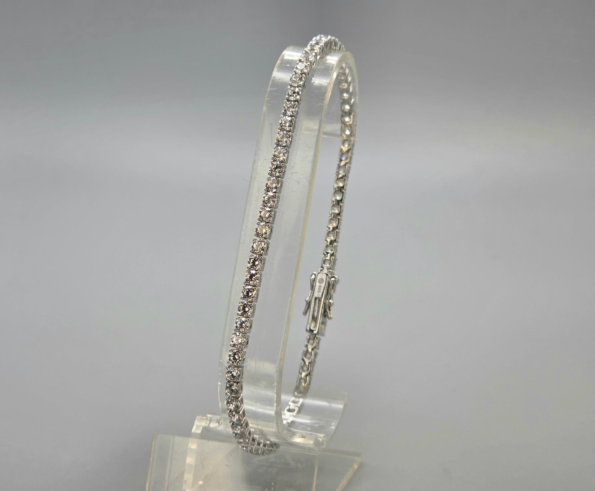 Zilveren tennisarmband met zirkonia. 2026/475